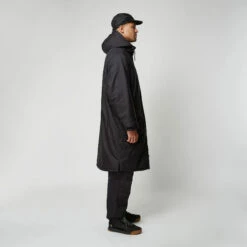 Mystic DTS Poncho Explore [DARK TECH SERIES] - Black -CoastWaterSports Sales Shop 2023 Mystic DTS Poncho Black 5